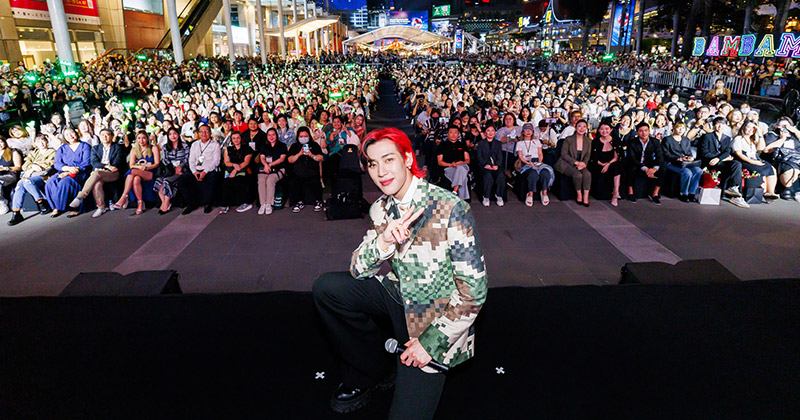 “ไอมี่ไทยแลนด์” ทำถึง! ปิดลานเซ็นทรัลเวิลด์จัดแถลงข่าวคอนเสิร์ต “แบมแบม” อังกอร์ AREA52 ปิดเวิลด์ทัวร์ที่ไทย ถูกใจ ‘อากาเซ่’ แห่กรี๊ดห้างแตก